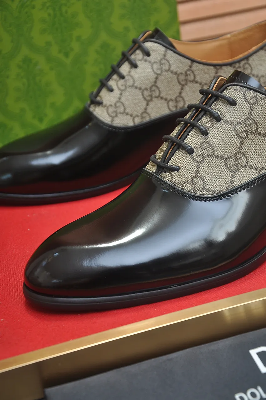Men's shoes💰500💶Italy's top luxury men's shoe giant (GUCCI) (Gucci) (full cowhide lining) new arrival🍃Original European style🔰 Pleasant to the eye😍In order to make the shoes more durable and non-deformable🌀The production continues to follow traditional methods but there is still no lack of innovation💪Choose original sheepskin for the leather♻️ Smooth and natural And extra bright ⭐Made of imported cowhide, the first choice of rich people 38-45 (45 customized)